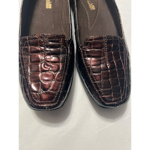 Clarks Metallic Brown Crocodile Print Loafers Size 9 Leather - Picture 2 of 10
